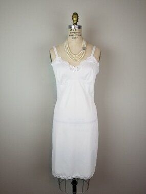 Vintage 1950's White Lace Trimmed Slip with Little Bow Size 40